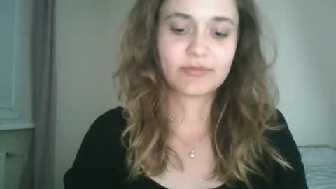Snapshot of obsessionx_eve chatting on May 6, 2026, 6:24 pm obsessionx_eve online show from May 6, 2026, 6:24 pm