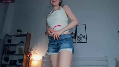 Snapshot of obsidiva chatting on February 20, 2026, 8:20 pm Elis online show from February 20, 2026, 8:20 pm