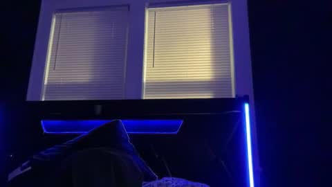 Oceandiver3000 online show from October 9, 2025, 6:11 am