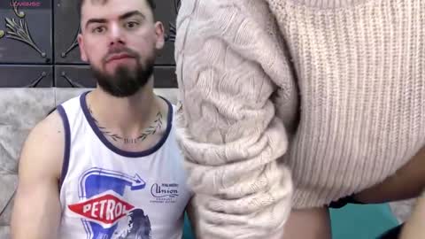 OceanHeart online show from November 26, 2025, 10:44 pm