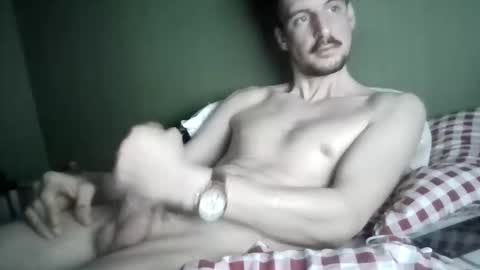 octobot2 online show from March 21, 2026, 10:24 pm