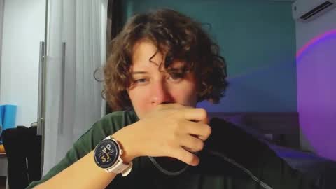 Evie online show from February 1, 2025, 2:45 pm