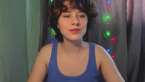 Evie online show from October 4, 2025, 8:01 am