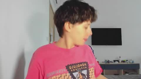 Evie online show from January 7, 2026, 7:55 am