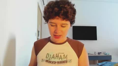 Evie online show from January 19, 2026, 4:05 am