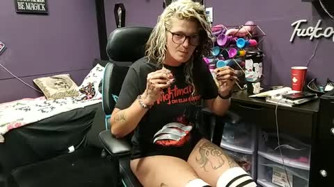 Snapshot of oddywithabody chatting on September 26, 2025, 9:02 am Oddy With A Body online show from September 26, 2025, 9:02 am