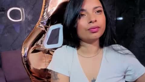 odette_b online show from November 16, 2025, 3:23 am