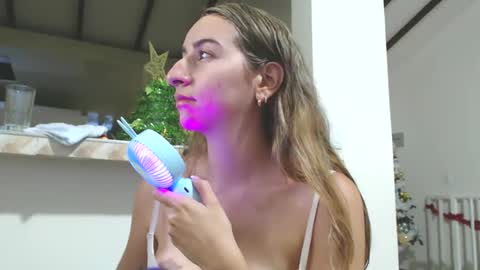 Val online show from December 12, 2024, 10:52 pm