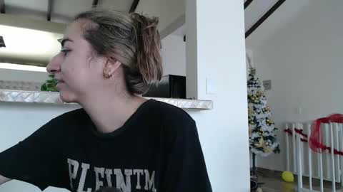 Val online show from December 18, 2024, 2:38 pm