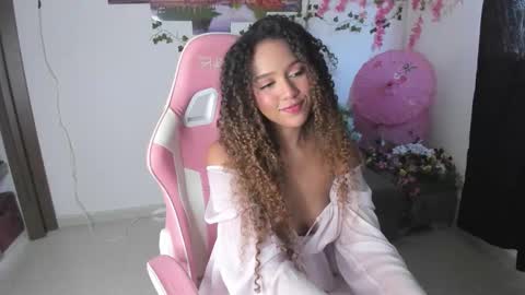 Odette  online show from November 2, 2025, 9:06 pm