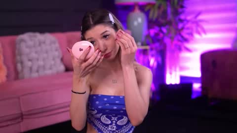 Odette online show from February 12, 2026, 5:57 am