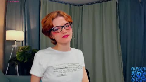 Snapshot of odettechurchwell chatting on October 11, 2025, 4:12 am Eli online show from October 11, 2025, 4:12 am