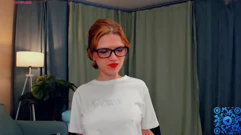 Snapshot of odettechurchwell chatting on October 12, 2025, 3:38 am Eli online show from October 12, 2025, 3:38 am