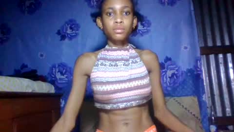 odiane26 online show from July 14, 2026, 5:23 am