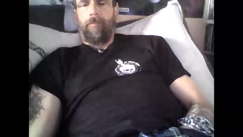 oedipe666cam online show from April 16, 2026, 5:25 pm