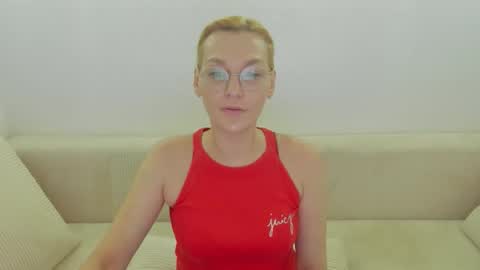 oeigesmik online show from May 11, 2026, 9:37 am