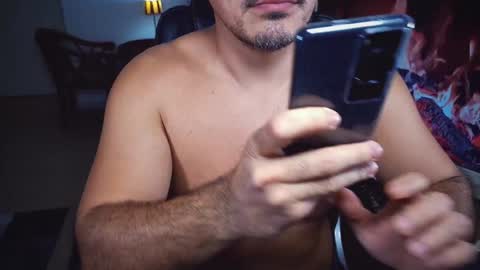 officeman7 online show from December 31, 2024, 7:18 pm