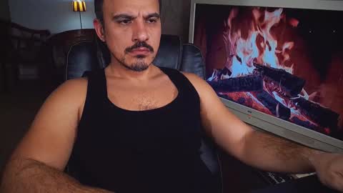 officeman7 online show from January 12, 2025, 5:44 pm