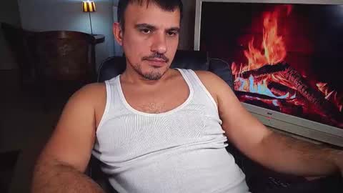 officeman7 online show from February 11, 2025, 4:56 pm