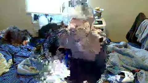 oscar flores online show from September 25, 2025, 12:09 pm