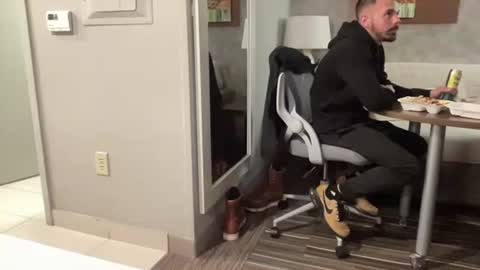 Snapshot of ofthatguy chatting on October 30, 2025, 12:12 am ofthatguy online show from October 30, 2025, 12:12 am