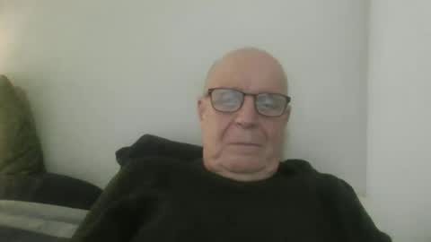 oggi95 online show from November 26, 2025, 4:41 pm