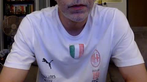 Snapshot of oggs48 chatting on July 7, 2026, 8:24 pm oggs48 online show from July 7, 2026, 8:24 pm