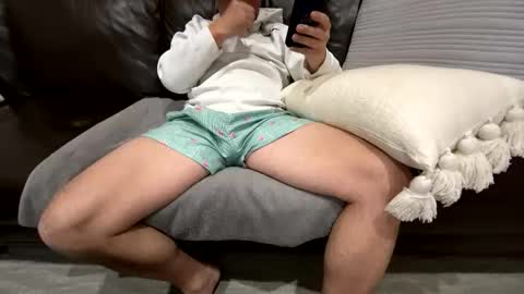 Snapshot of oh_its_lenny chatting on November 18, 2025, 9:19 pm oh_its_lenny online show from November 18, 2025, 9:19 pm