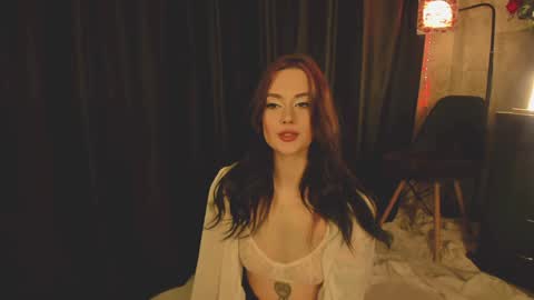 your dear Lilith Chapman online show from February 1, 2025, 4:44 pm