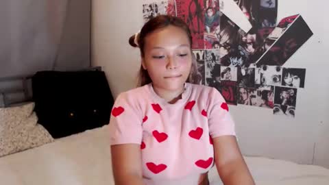 oh_my_lovingjoy online show from September 26, 2025, 11:25 am