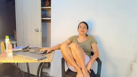 LU online show from June 26, 2026, 2:38 am
