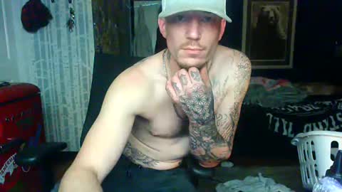 who dares  toss me some  tips lets have fun online show from November 19, 2025, 5:51 am