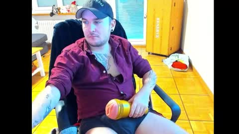 Chris online show from December 3, 2024, 7:43 am