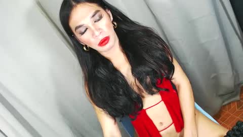 IM CHIE  DONT FORGET TO FOLLOW ME  MAKE ME SMILE HERE  THUMB UP FOR 25TOK  online show from February 25, 2025, 9:57 pm