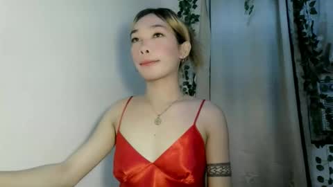 ohmyalessandraxcx online show from October 18, 2025, 8:31 pm