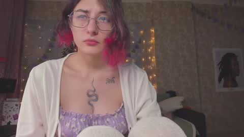 Kmmy online show from December 24, 2024, 11:44 pm