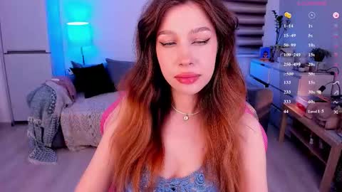 Snapshot of ohmymiami_ chatting on March 7, 2026, 6:38 pm Light online show from March 7, 2026, 6:38 pm