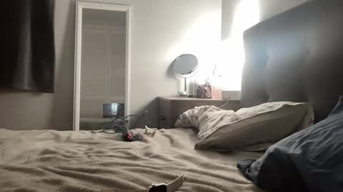 Snapshot of ohrileyxo chatting on October 21, 2025, 9:04 pm riley online show from October 21, 2025, 9:04 pm