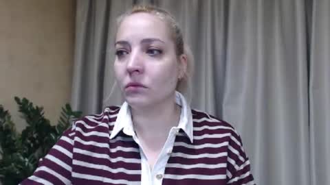 Mari online show from December 15, 2025, 6:56 pm