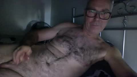 oiledcouple1 online show from November 21, 2025, 11:20 am