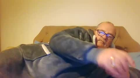 old_fkr online show from February 17, 2025, 10:47 pm