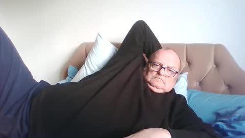 old_fkr online show from February 25, 2025, 2:44 pm