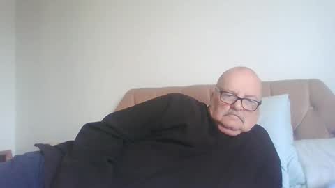 old_fkrr_ online show from October 26, 2025, 9:26 am