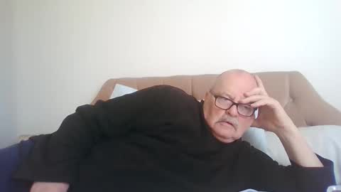 old_fkrr_ online show from October 28, 2025, 10:19 am