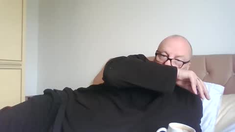 Snapshot of old_fkrr_ chatting on April 26, 2026, 10:13 am old_fkrr_ online show from April 26, 2026, 10:13 am