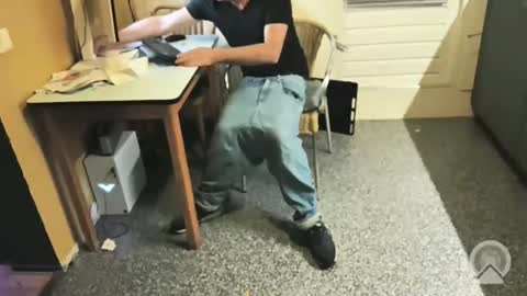 oldersagger online show from November 15, 2025, 9:54 pm