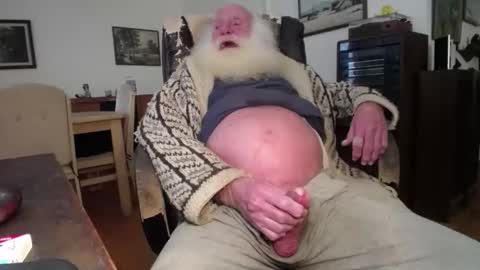 Snapshot of oldfucker9 chatting on December 1, 2025, 12:04 am oldfucker9 online show from December 1, 2025, 12:04 am