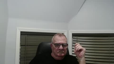 oldguybigd online show from October 2, 2025, 3:46 am