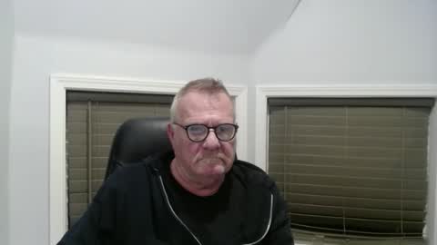 oldguybigd online show from December 2, 2025, 6:19 am