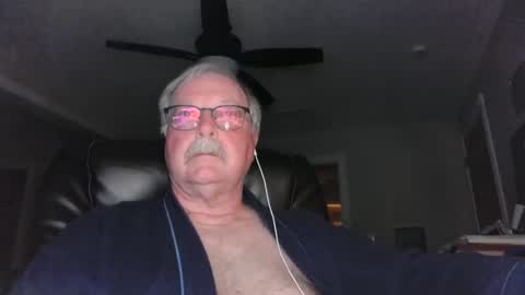 OldLakeGuy online show from March 11, 2025, 2:21 am